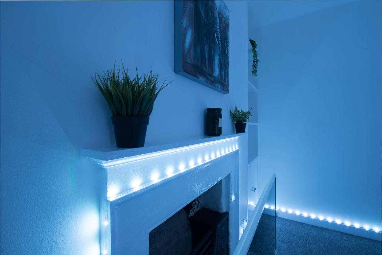 Luxe Maisonette- Parking, 4K Tvs, Leds, Local Snacks And More! บาธ ภายนอก รูปภาพ